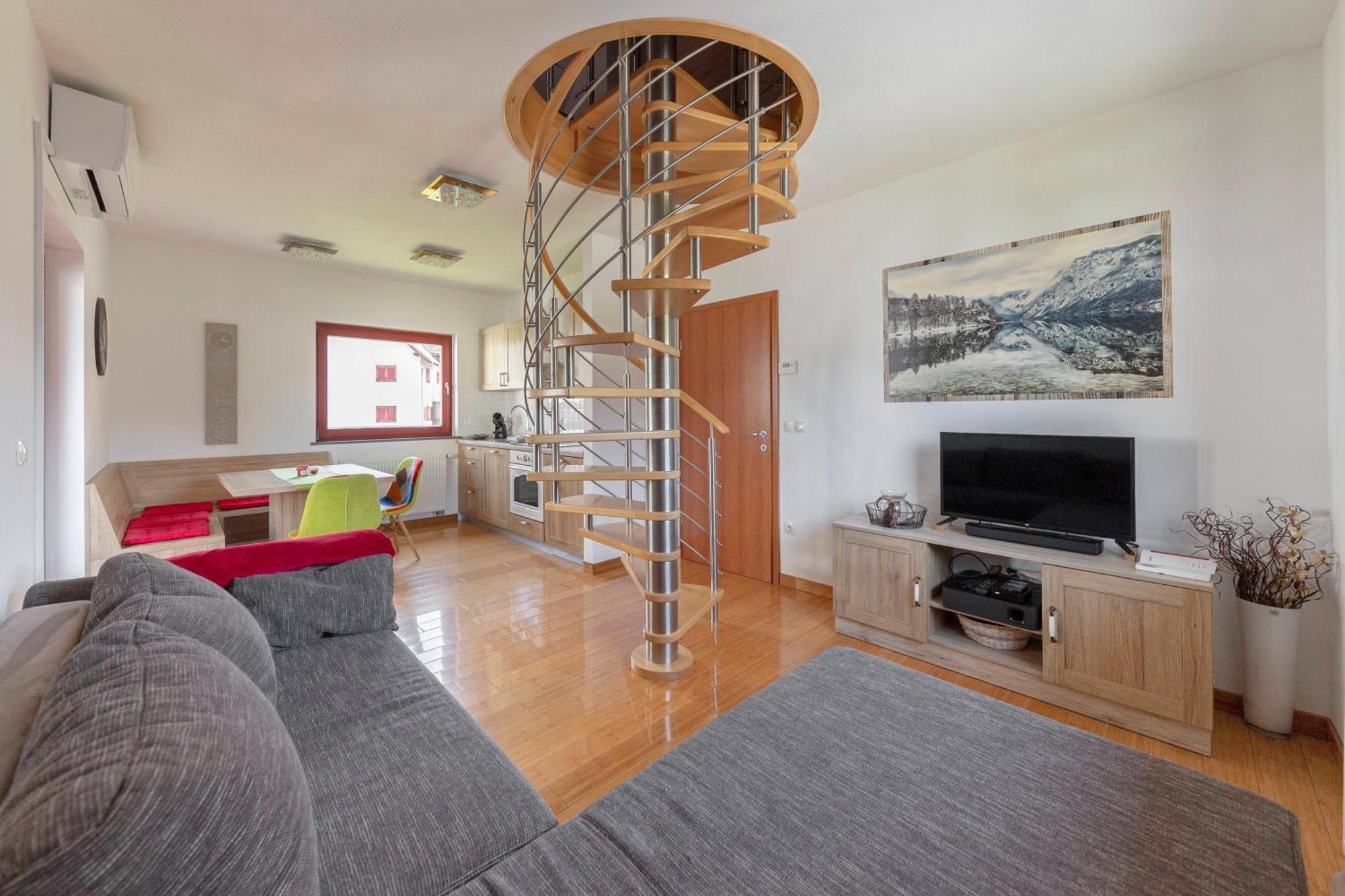 Timber Apartment Bohinj Esterno foto